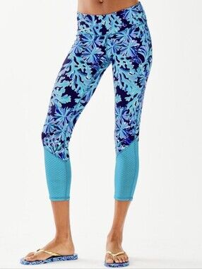 GUC Lilly Pulitzer Luxletic Weekender Leggings in In Too Deep